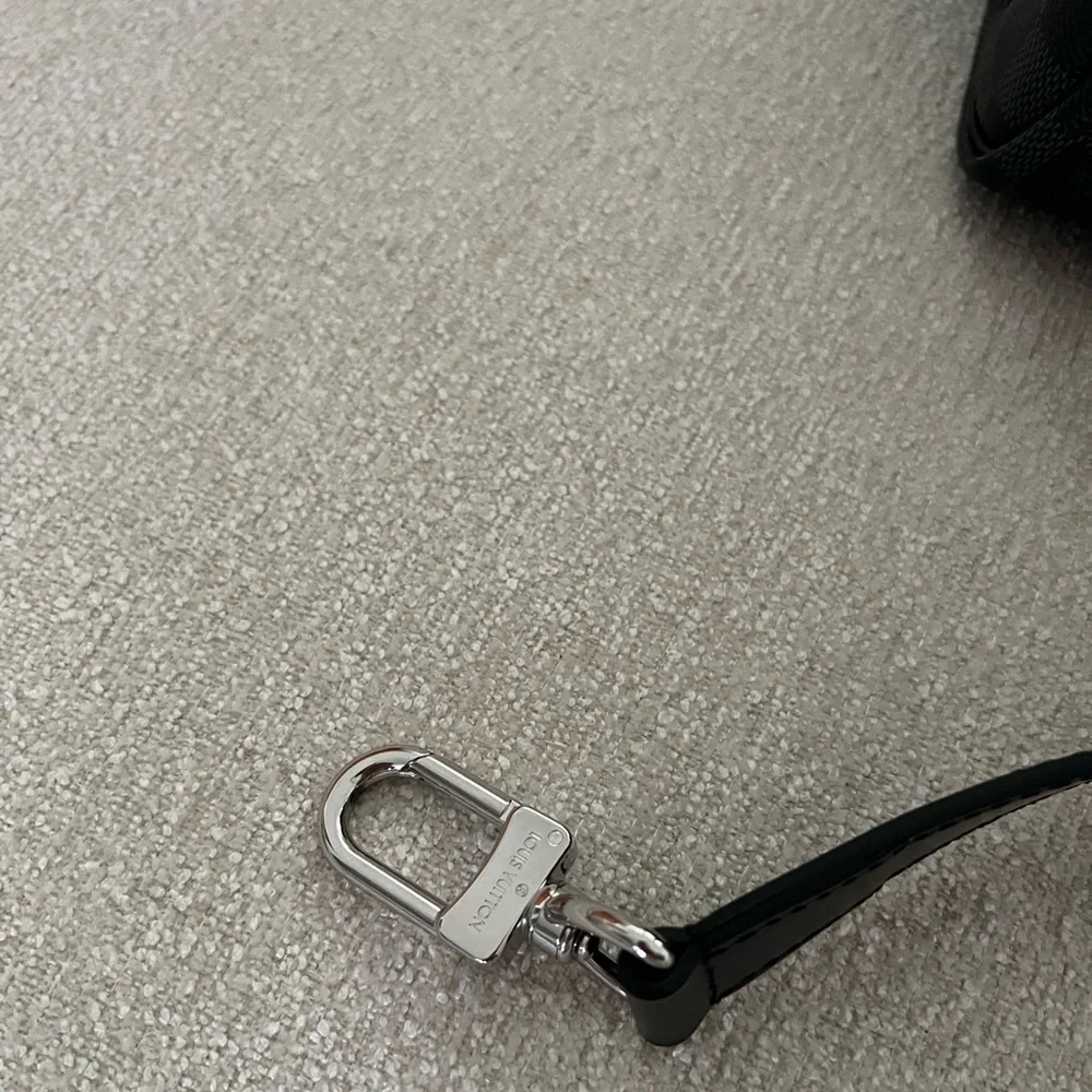 LIKE NEW Louis Vuitton ✩ Keepall Bandoulière 55 in Damier Graphite